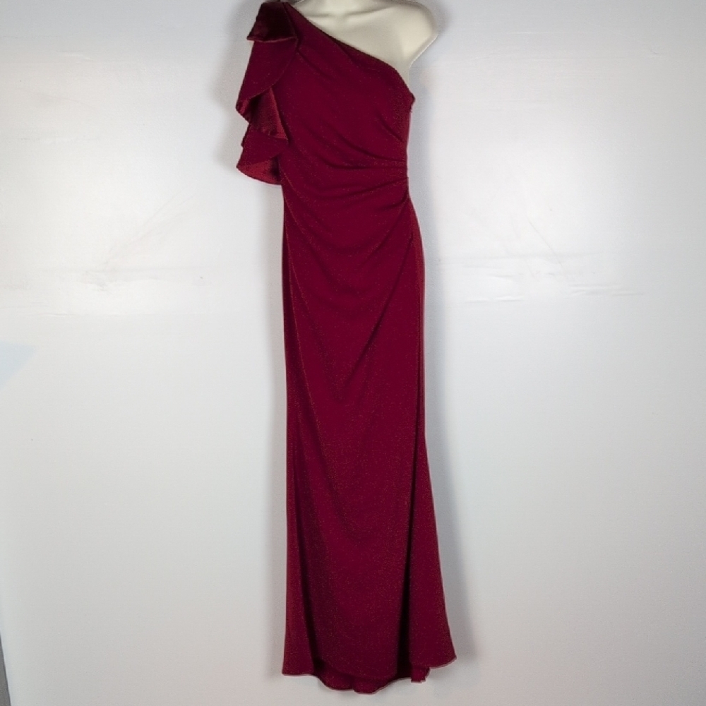Carmen Marc Valvo Infusion One Shoulder Dress
